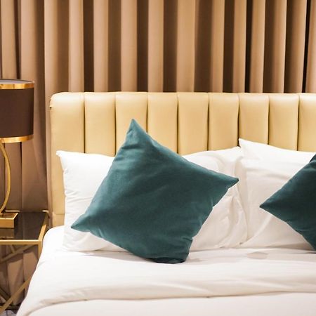 Solano Residences リパ エクステリア 写真